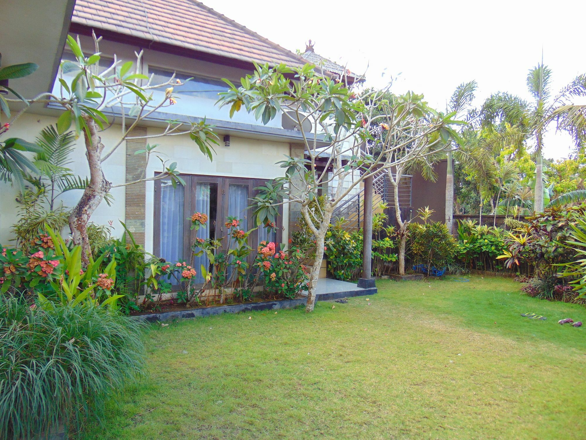 Baik Baik Homestay Pecatu Exterior foto