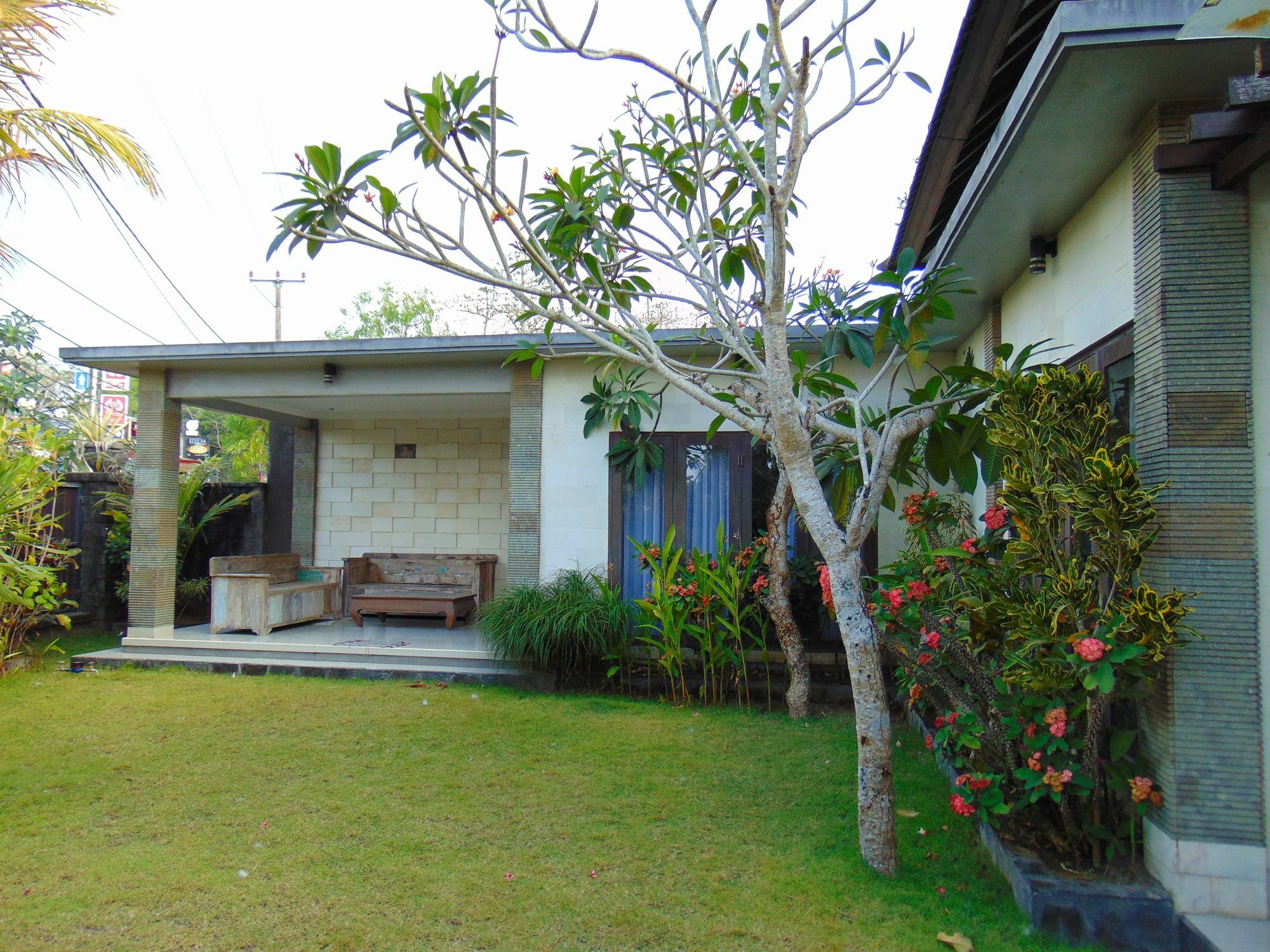 Baik Baik Homestay Pecatu Exterior foto